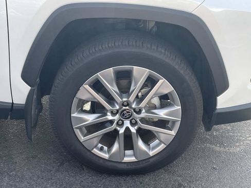 Used 2025 Toyota RAV4 XLE Premium w/ Weather Package FWD image 10