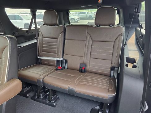 New 2026 GMC Yukon XL Denali Ultimate AWD/4WD image 27