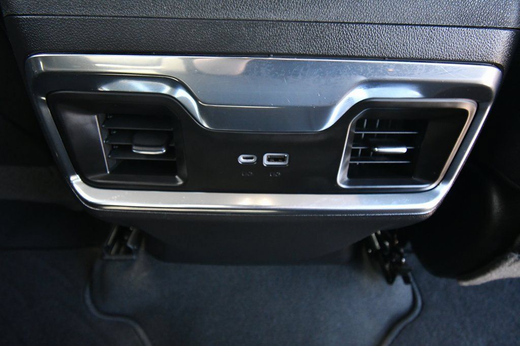 Used 2023 GMC Sierra 1500 SLT w/ SLT Convenience Package AWD/4WD image 18