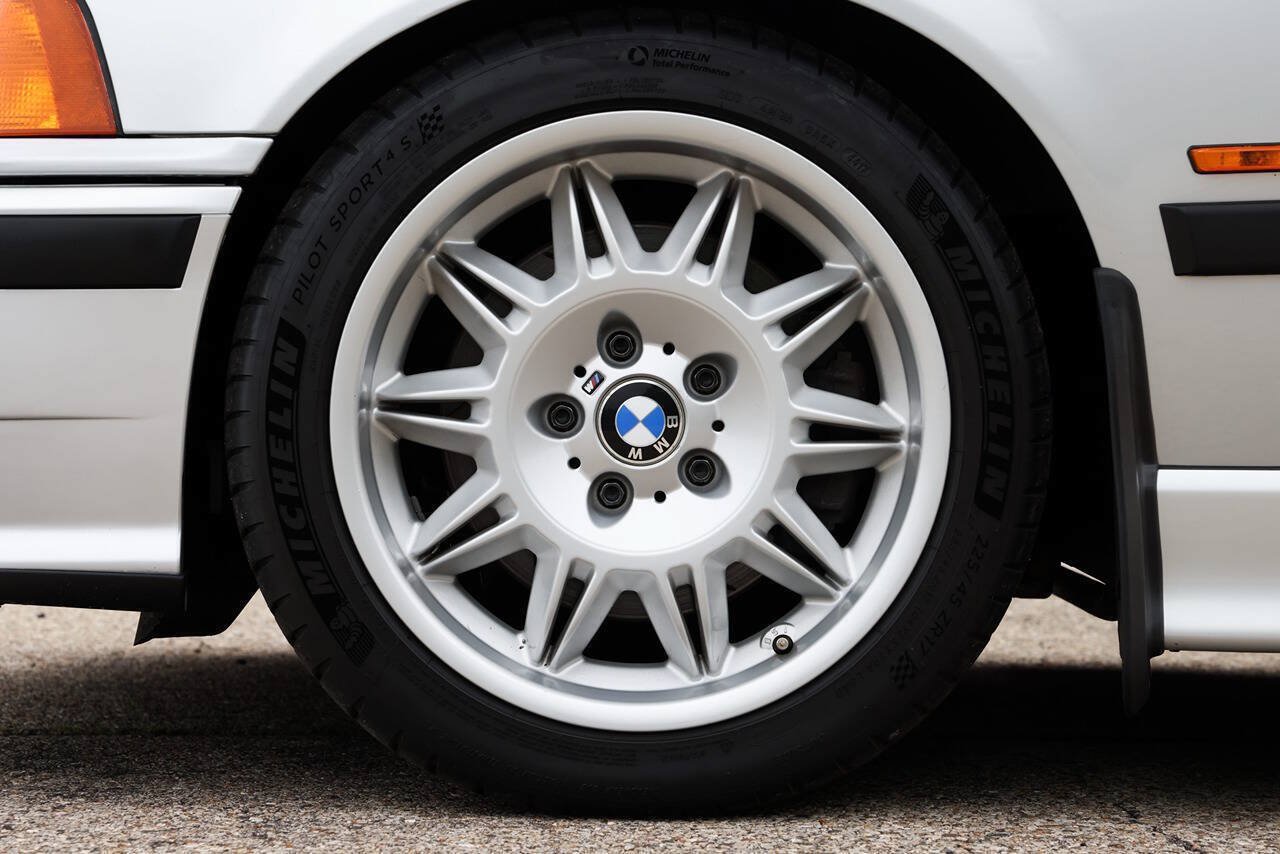 Used 1998 BMW M3 Sedan RWD image 15
