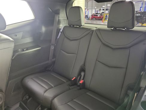 Certified 2023 Cadillac XT6 Premium Luxury w/ Technology Package image 11