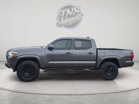 Used 2019 Toyota Tacoma SR w/ SR Convenience Package image 2
