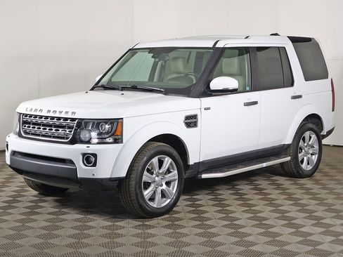 Used 2016 Land Rover LR4 HSE image 11