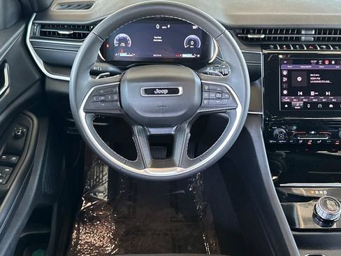 Certified 2024 Jeep Grand Cherokee L Laredo AWD/4WD image 14