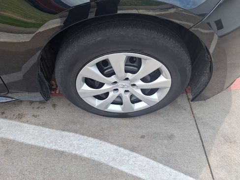 Used 2024 Toyota Corolla LE image 11