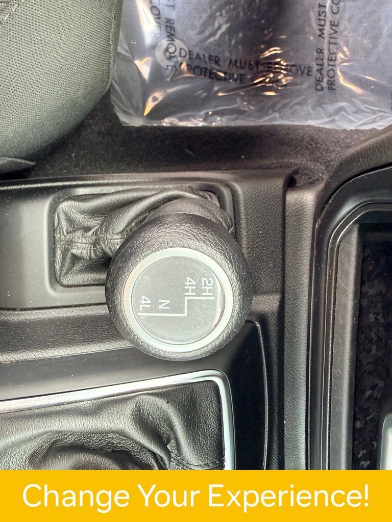 Used 2021 Jeep Wrangler Sport AWD/4WD image 7