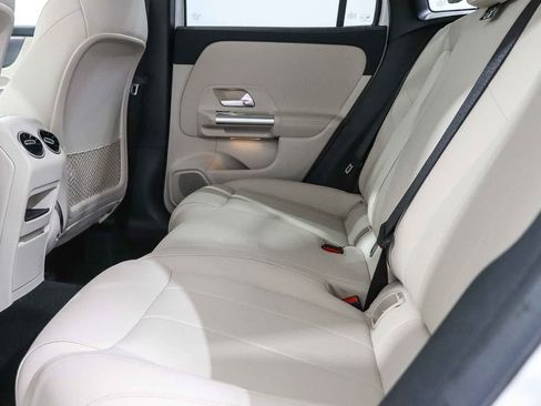 Used 2023 Mercedes-Benz GLA 250 image 18