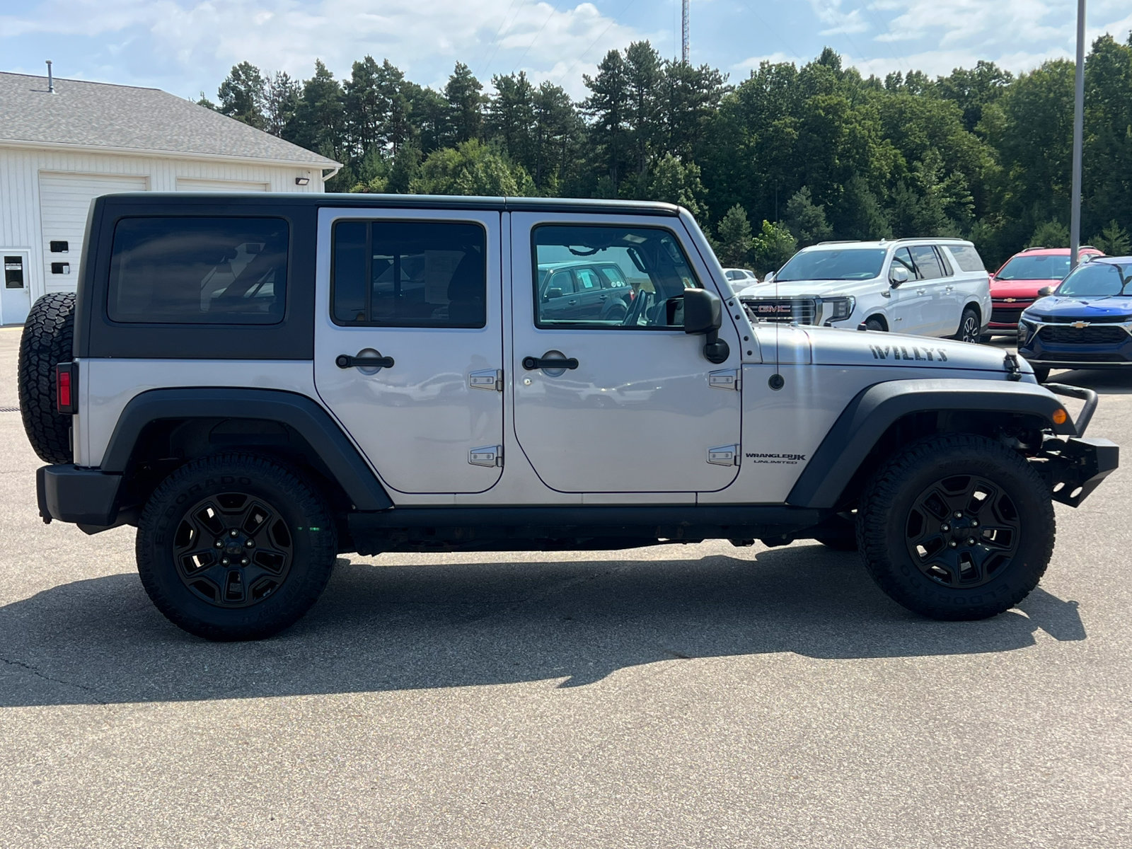 Used 2018 Jeep Wrangler Unlimited Sport AWD/4WD image 36