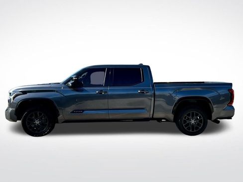Used 2023 Toyota Tundra Platinum image 3