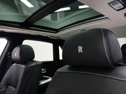 Used 2013 Rolls-Royce Ghost RWD image 17