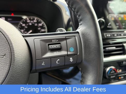 Certified 2023 Nissan Pathfinder SL w/ Black Appearance Package AWD/4WD image 17
