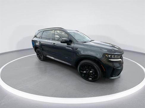 Used 2022 Kia Sorento SX image 2