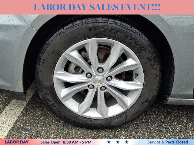 Used 2025 Chevrolet Malibu LT FWD image 28