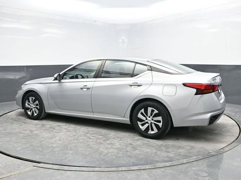 Used 2021 Nissan Altima 2.5 S image 4