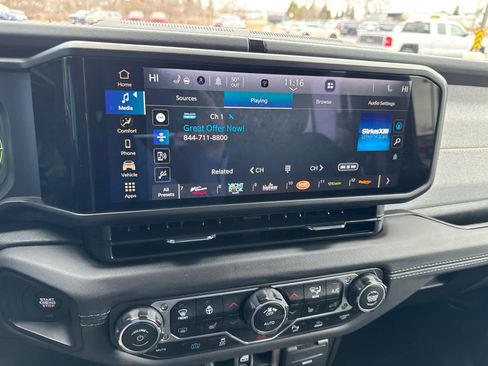 Used 2025 Jeep Wrangler Sahara w/ Safety Group image 22