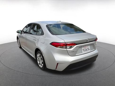 Used 2023 Toyota Corolla LE FWD image 10