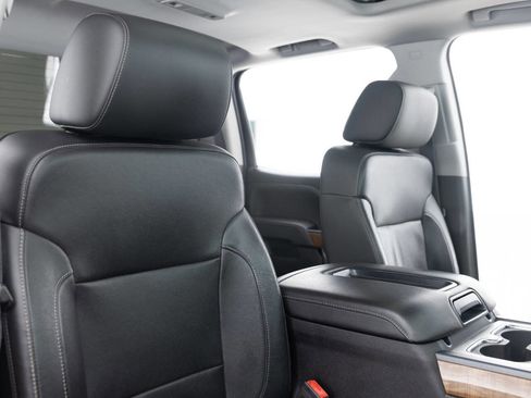 Used 2014 GMC Sierra 1500 SLT w/ SLT Crew Cab Value Package image 30