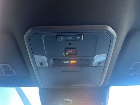 Used 2024 Toyota Tacoma TRD Off-Road image 22