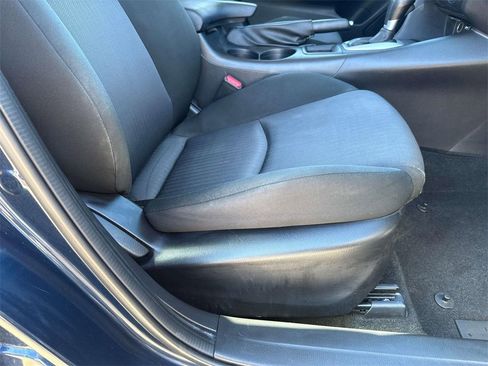 Used 2014 MAZDA MAZDA3 i SV image 15