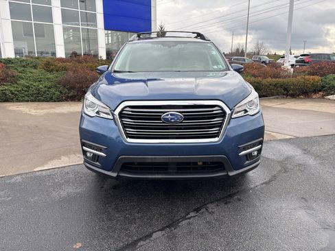 Used 2022 Subaru Ascent Limited w/ Technology Package image 2