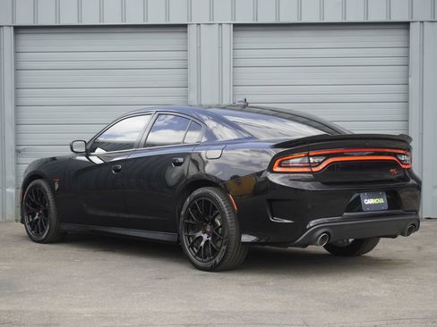 Used 2022 Dodge Charger R/T RWD image 3