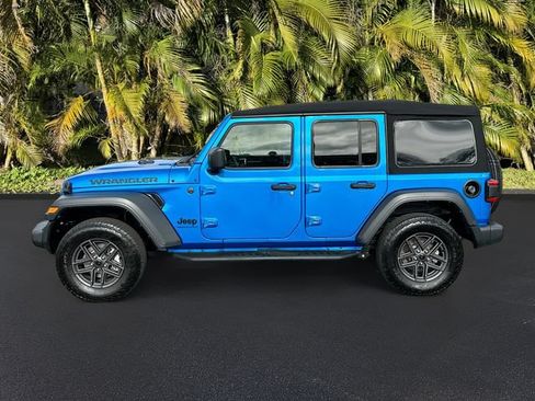 Used 2024 Jeep Wrangler Unlimited Sport AWD/4WD image 9