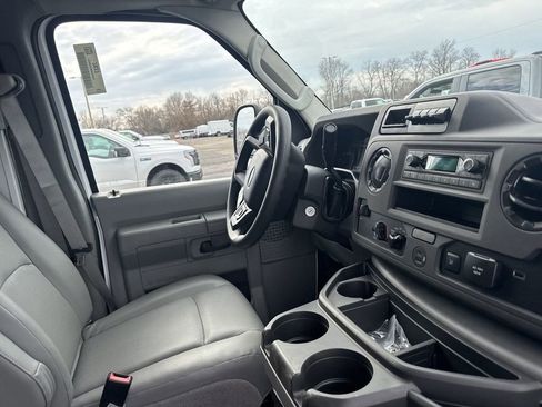 New 2025 Ford E-350 and Econoline 350 Super Duty w/ Power Equipment Group image 32