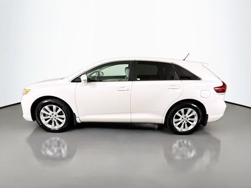 Used 2014 Toyota Venza LE w/ LE Convenience Package AWD/4WD image 4