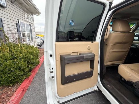 Used 2011 Ford F250 Lariat w/ Lariat Interior Pkg image 20