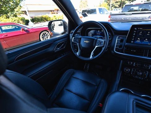 Used 2023 Chevrolet Tahoe LT w/ Luxury Package image 13