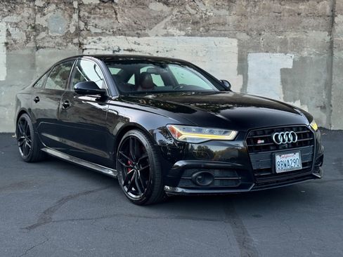 Used 2017 Audi S6 Premium Plus w/ S6 Sport Package AWD/4WD image 2