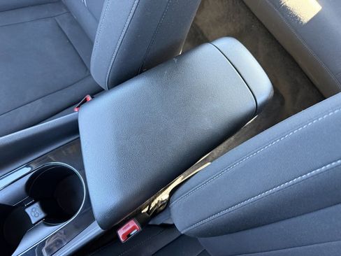 Used 2023 Hyundai Elantra SEL w/ Convenience Package image 27