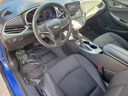 Used 2023 Chevrolet Malibu LT FWD image 19