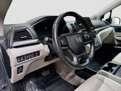 Used 2025 Honda Odyssey EX-L image 9