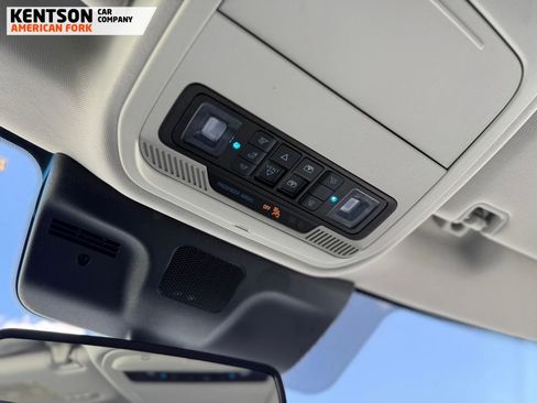 Used 2025 Ford Expedition Max Platinum AWD/4WD image 31