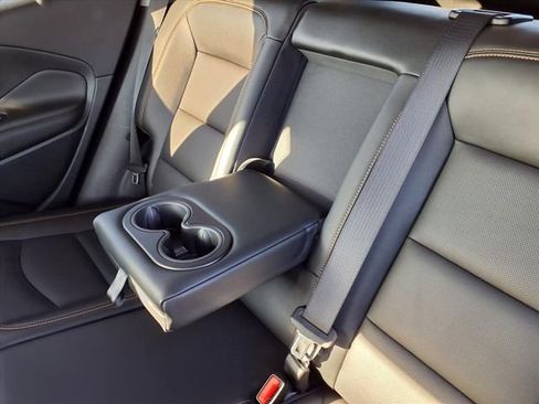 Used 2021 GMC Terrain SLT image 69