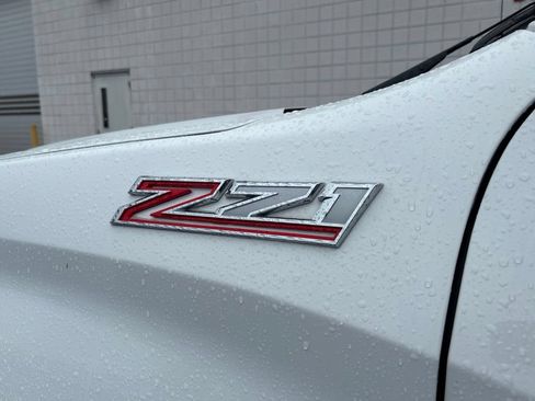 Used 2024 Chevrolet Silverado 1500 LTZ AWD/4WD image 37