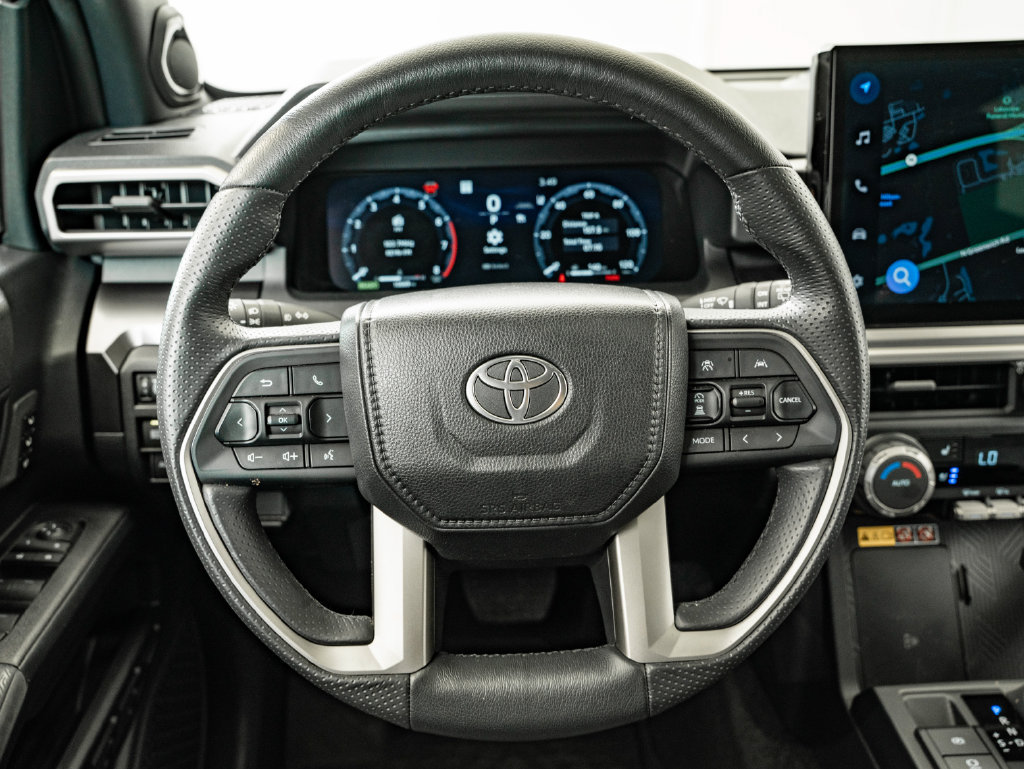 Used 2025 Toyota 4Runner TRD Off-Road Premium w/ Tow Technology Package AWD/4WD image 44