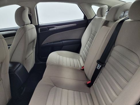 Used 2018 Ford Fusion S image 18