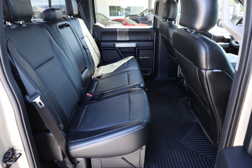 Used 2017 Ford F250 Lariat w/ Lariat Ultimate Package AWD/4WD image 17