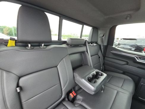 Used 2022 Chevrolet Silverado 1500 LTZ w/ LTZ Convenience Package II AWD/4WD image 16