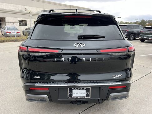 Certified 2025 INFINITI QX60 Autograph w/ Cargo Package image 4