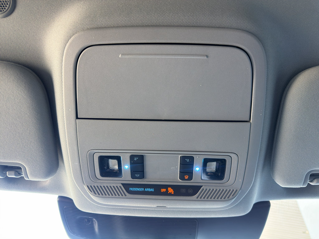 Used 2023 Ford Explorer XLT w/ Equipment Group 202A RWD image 16