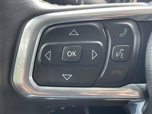 Used 2023 Jeep Gladiator Overland w/ LED Lighting Group AWD/4WD image 22