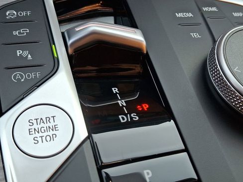 Certified 2026 BMW 430i xDrive Coupe w/ Premium Package image 15