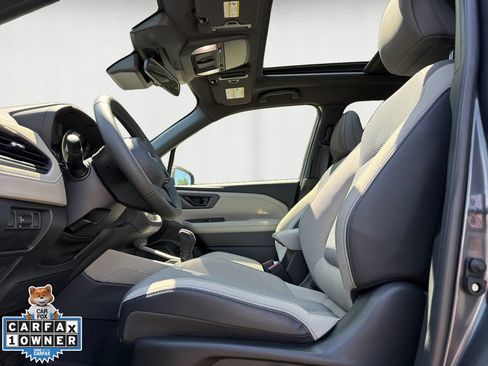 Certified 2025 Subaru Forester Premium AWD/4WD image 10