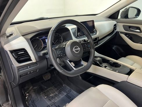 Used 2023 Nissan Rogue SL FWD image 17
