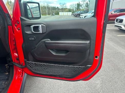 Used 2021 Jeep Wrangler Unlimited Sport AWD/4WD image 11