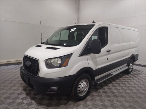 Used 2024 Ford Transit 250 Low Roof AWD w/ Exterior Upgrade Package image 1