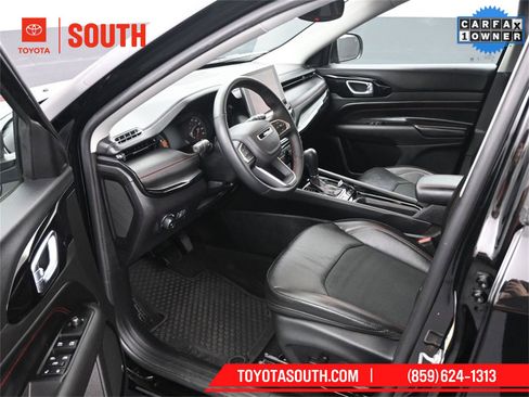 Used 2022 Jeep Compass Trailhawk w/ Trailhawk Convenience Group image 9